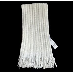 NWT NY&C Ivory Cable Knit Scarf One Size Fringe Acrylic NEW